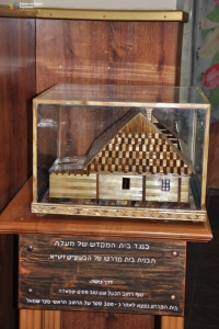 Макет синагоги БЕШТа в отстроенном здании